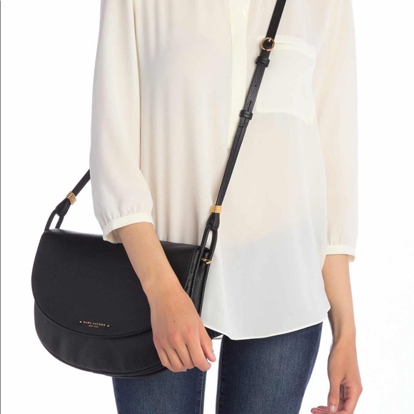 Marc Jacobs Handbags - Marc Jacobs Crossbody Purse